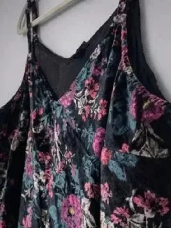 Torrid Velvet Floral Tank Top Whimsigoth Fairy Grunge Women’s - Picture 2 of 4